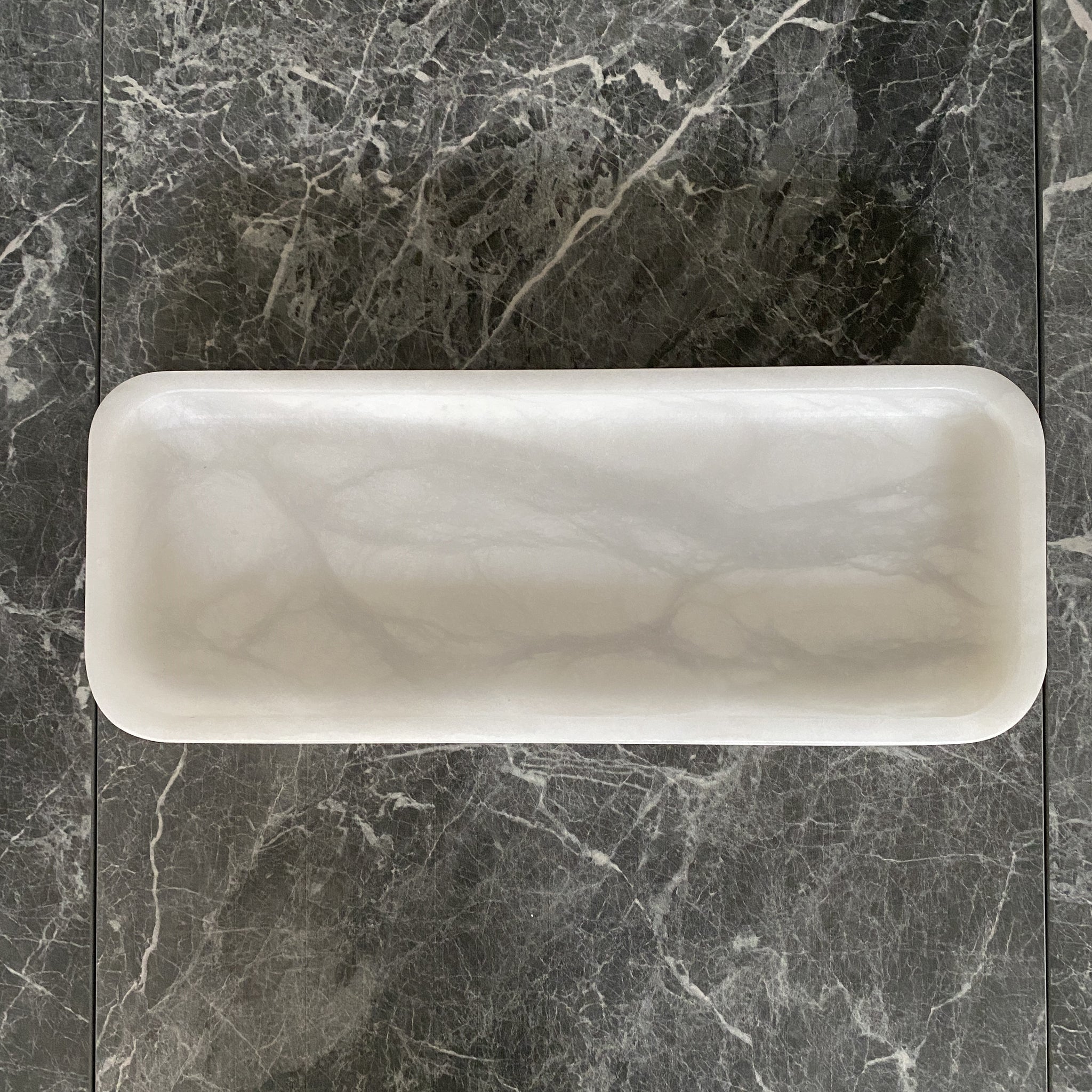 alabaster rectangular tray / vassoio rettangolare |  28 x 11 x H 2,5 cm