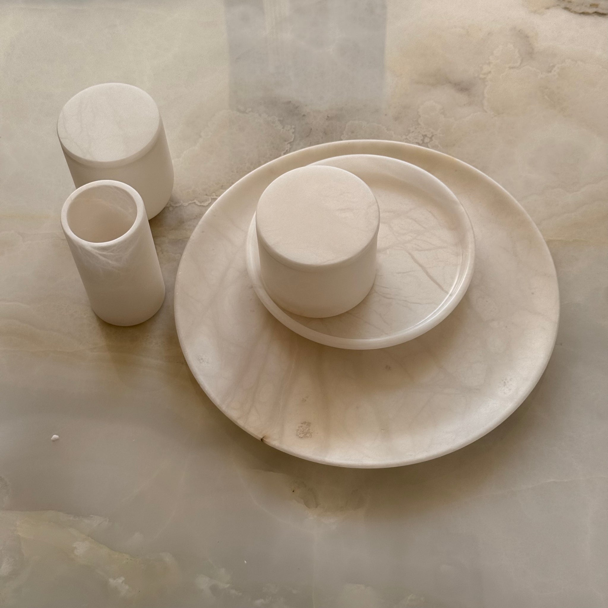 alabster round tray / vassoio tondo in alabastro | Ø20 x h 2 cm