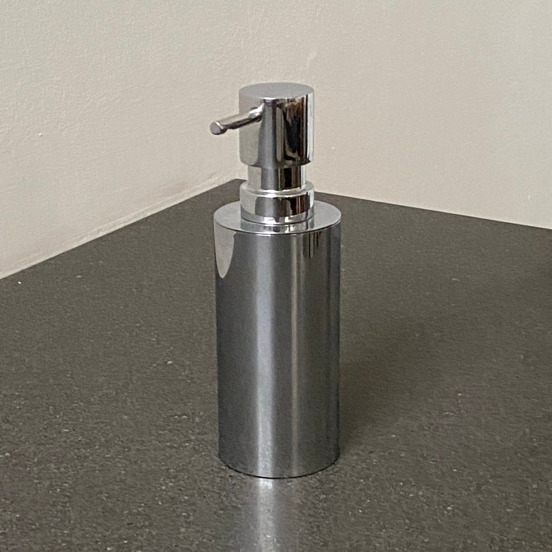 liquid soap dispenser | Deep