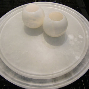 alabaster round tray / piatto tondo | ⌀ 32 x h 2 cm